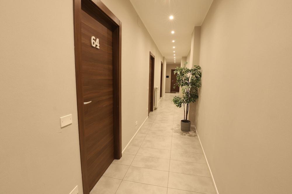 Golden Milano Hotel Luaran gambar