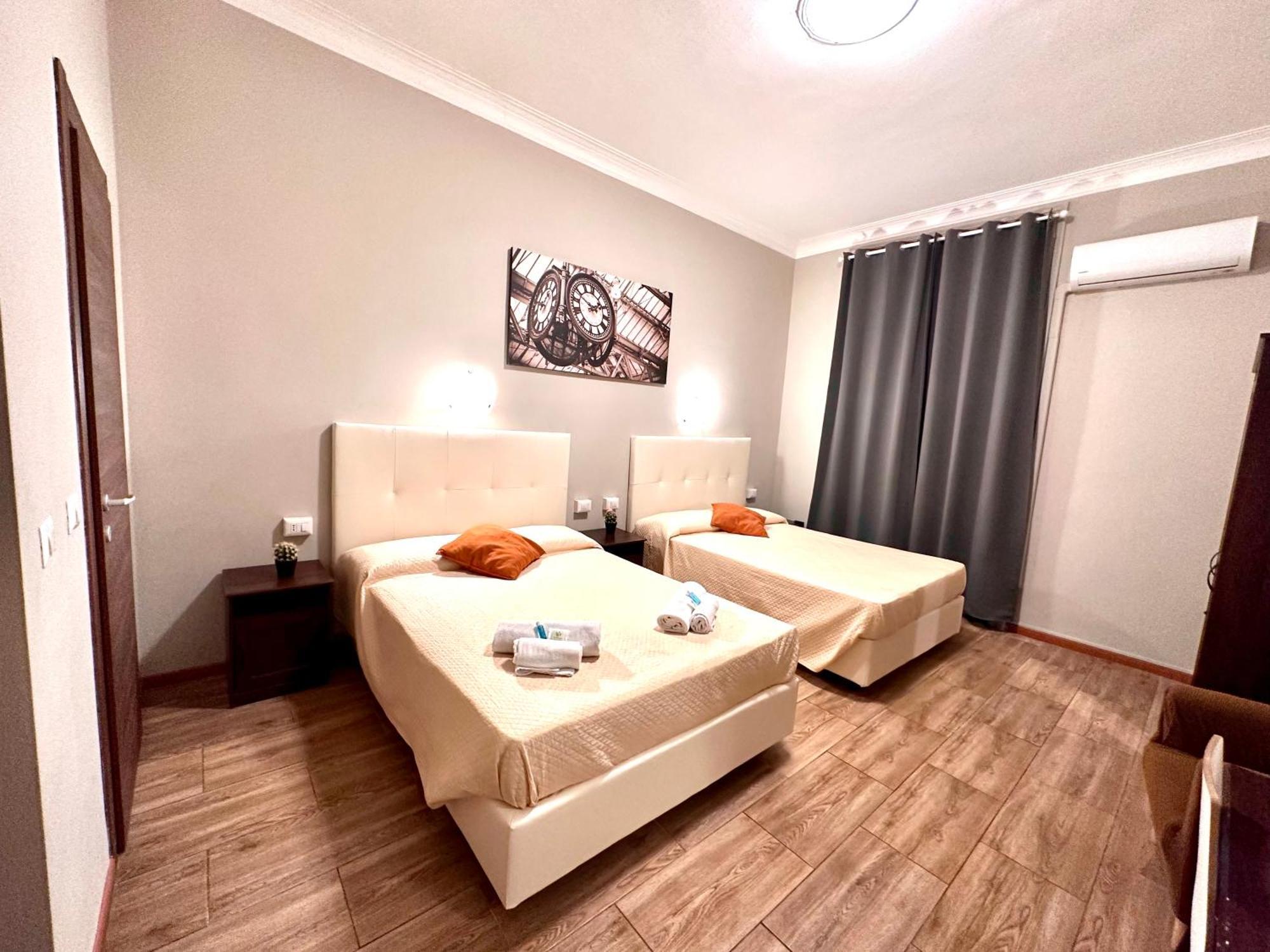 Golden Milano Hotel Luaran gambar