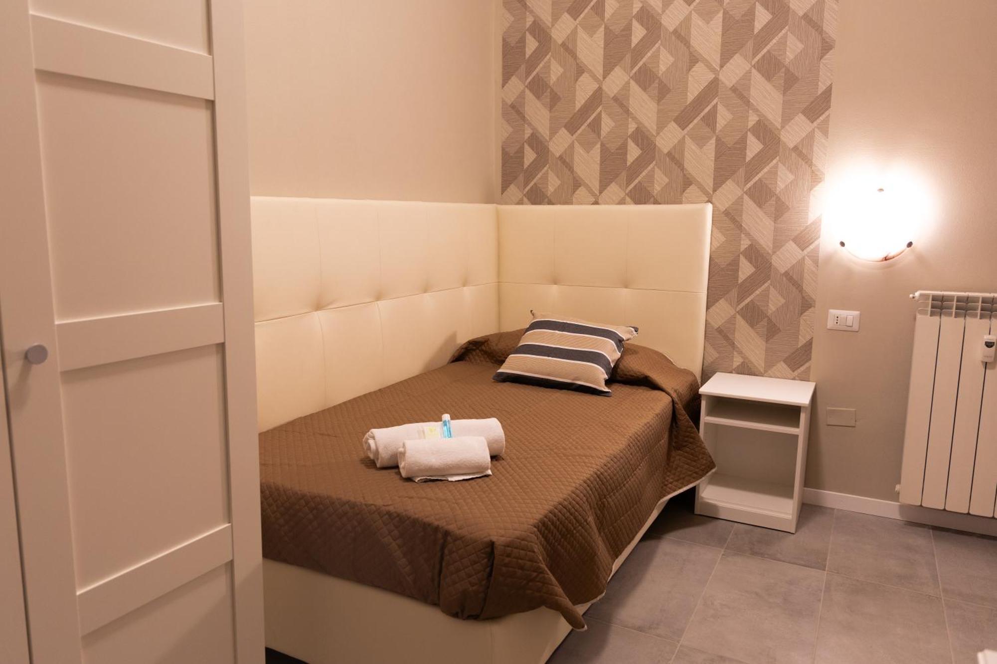 Golden Milano Hotel Luaran gambar
