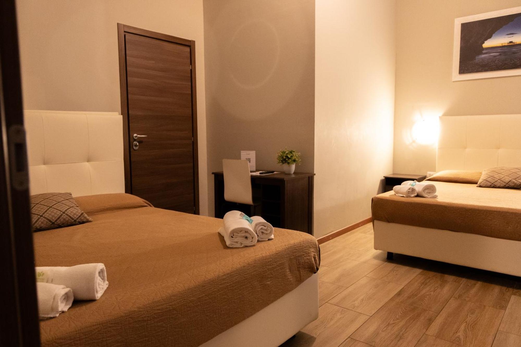 Golden Milano Hotel Luaran gambar